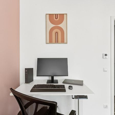Апартаменты Elegant & Bright ~ Near Schalke 04 ~ Office ~ Free Parking! Гельзенкирхен Экстерьер фото